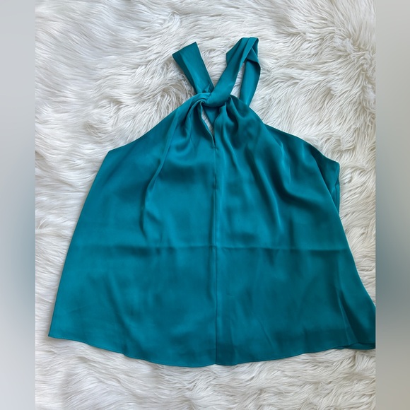 Top - Picture 4 of 4